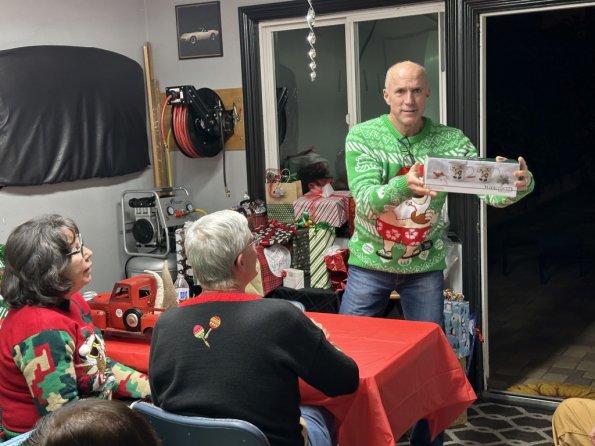 UglySweater2023_068