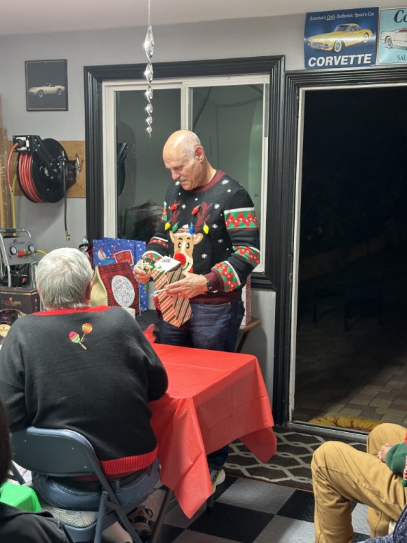 UglySweater2023_080