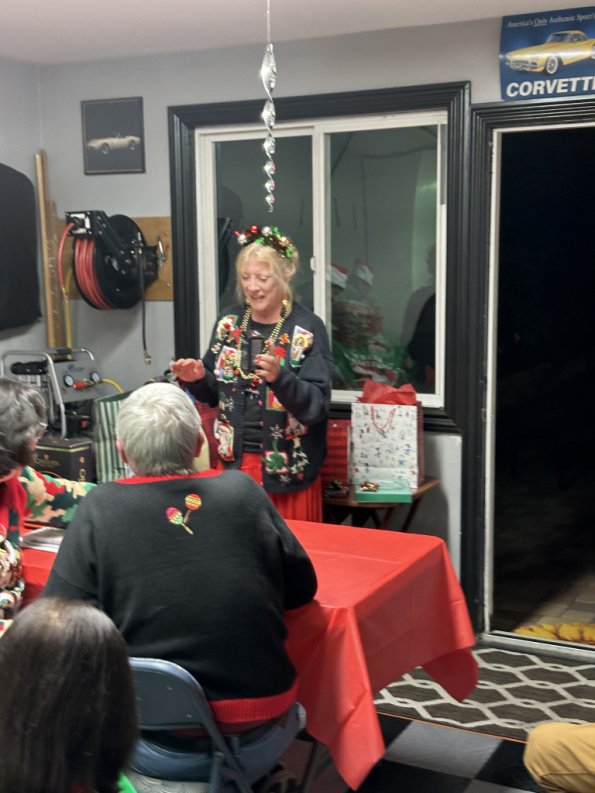 UglySweater2023_081